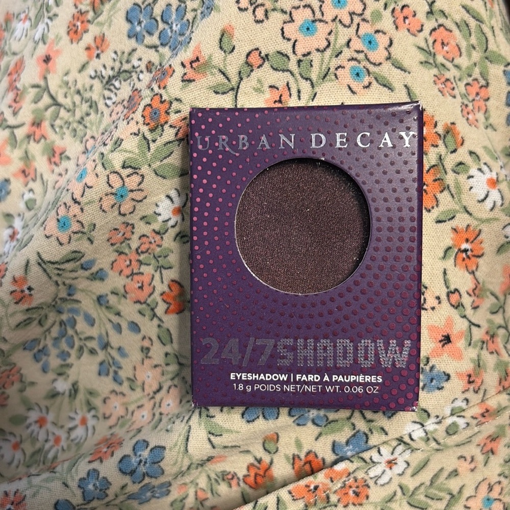 Urban Decay 24/7 Eyeshadow - Ride (deep brown shimmer with purple shift)